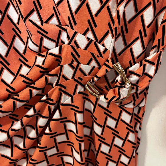 3 for $20 bundle any 3 items priced $15 and under and get them for $20🛍️🛍️🛍️ - Picture 3 of 8